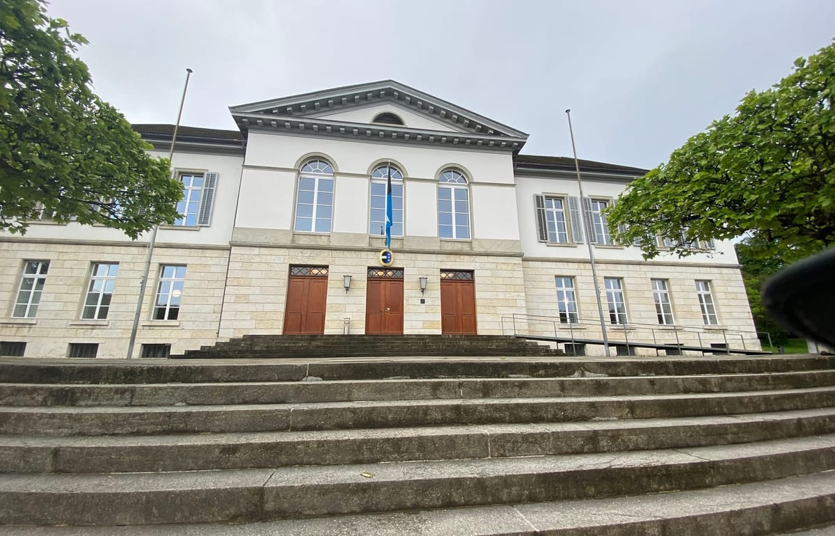 Grosser Rat: Mitte, SVP und EVP fordern Kantonsreferendum gegen Individualbesteuerung - Eltern-Vorausinfo zu Sexualkunde mit Externen? - Motion wird zurückgezogen