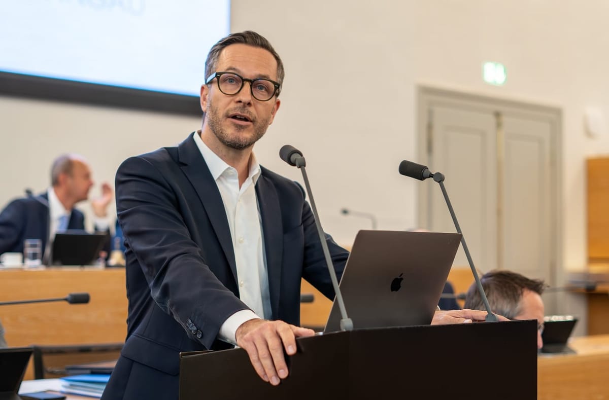 Vorstoss im Grossen Rat: Kanton soll Abhängigkeit von ausländischen Cloud-Anbietern reduzieren