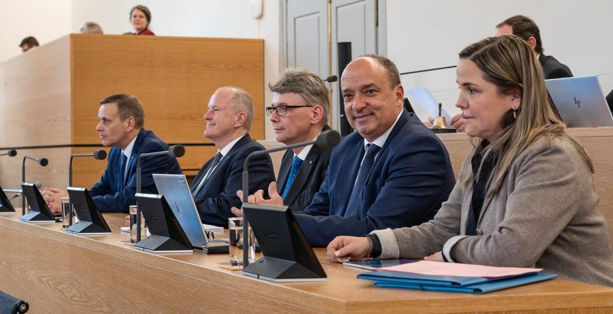 8. März: Regierungsrat empfiehlt 200-Franken-Initiative,Individualbesteuerung und Initiative "Arbeit muss sich lohnen" zur Ablehnung