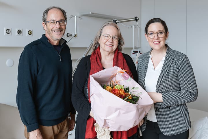 Kantonsspital Baden: Umzug erfolgreich gestartet - Blumen für erste Patientin