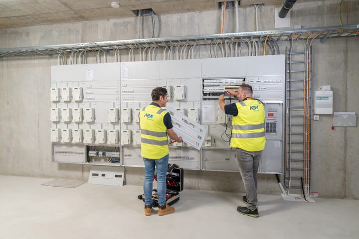 AEW lanciert digitales Meldewesen-Portal für Installationsunternehmen
