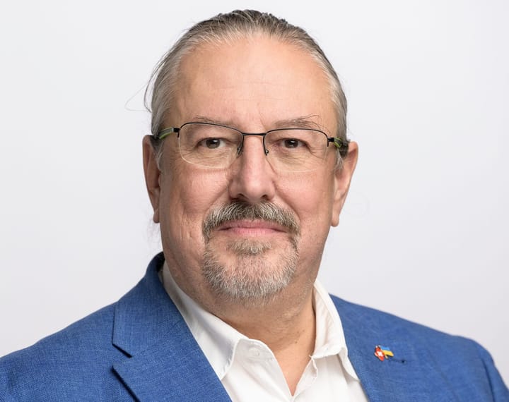 Beat Flach will Quellensteuer vereinfachen – sowie Bürokratie für Arbeitgeber durch vereinheitlichte Administration abbauen