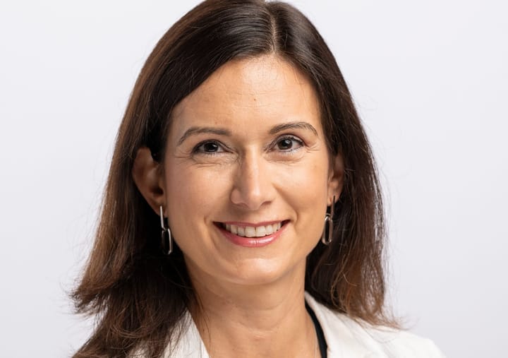 Maja Riniker: Warum zahlt die Schweiz weiter Entwicklungsgelder an Staaten, die ihre Leute nicht zurücknehmen? - das antwortet der Bundesrat